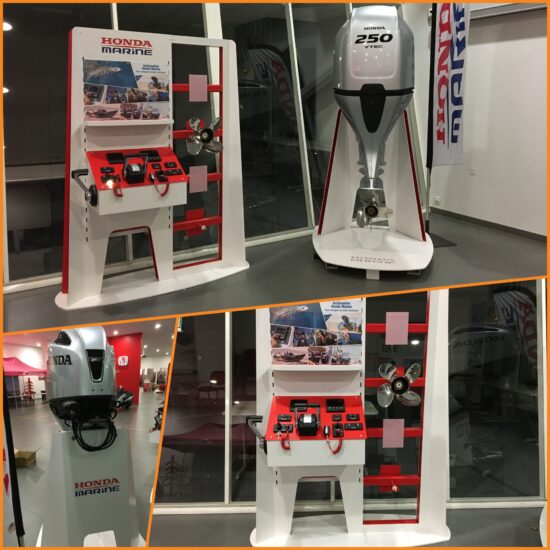 Ensemble Présentoir et Support moteur - Honda motors plv métal